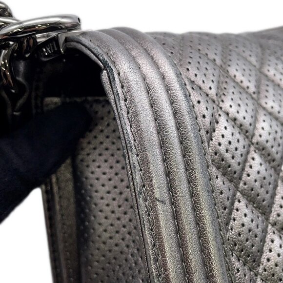 CHANEL Boy Chanel ChainShoulder Bag Size 25 Lambskin Silver A67086 - Picture 7 of 15